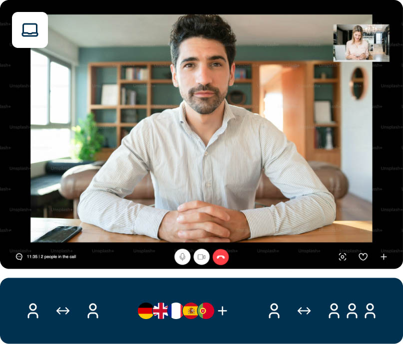 Ein Mann nimmt an einem Online-Sprachkurs für Unternehmen im Lernformat Onlinekurs teil