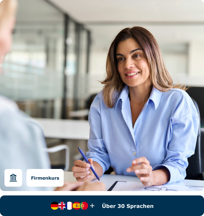 Managerin im Einzel-Coaching Business Englisch bei FOKUS Sprachen im Austausch mit der Sprachtrainerin.